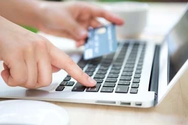 تعلیق موقت مصوبه بانک مرکزی درباره ممنوعیت واریز وجه به حساب شخص ثالث